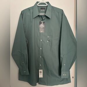 Van Heusen Men’s Ocean Mist Wrinkle Free Button Down Dress Shirt Size Large